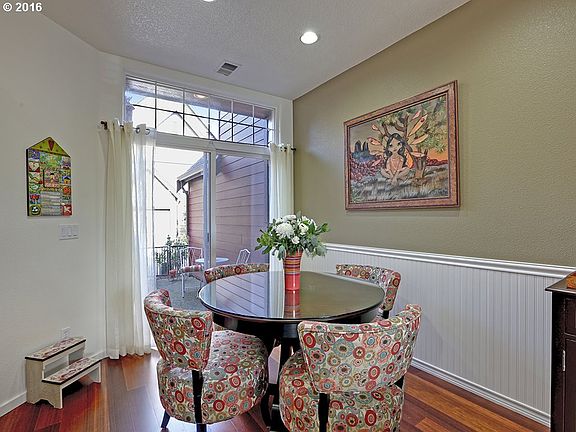 3rd image of 7081 NE Stonewater St