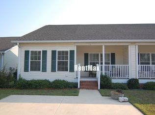 104 Summerpath Ct, West Columbia, SC 29169