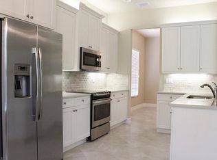 13844 Luna Dr, Naples, FL 34109