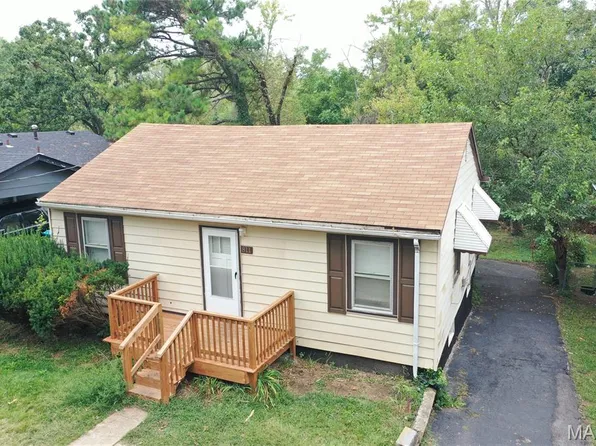 811 Marvin Ave, Saint Louis, MO 63135