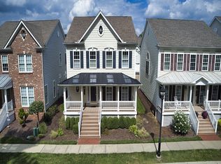140 Chapel Harbor Dr, Pittsburgh, PA 15238