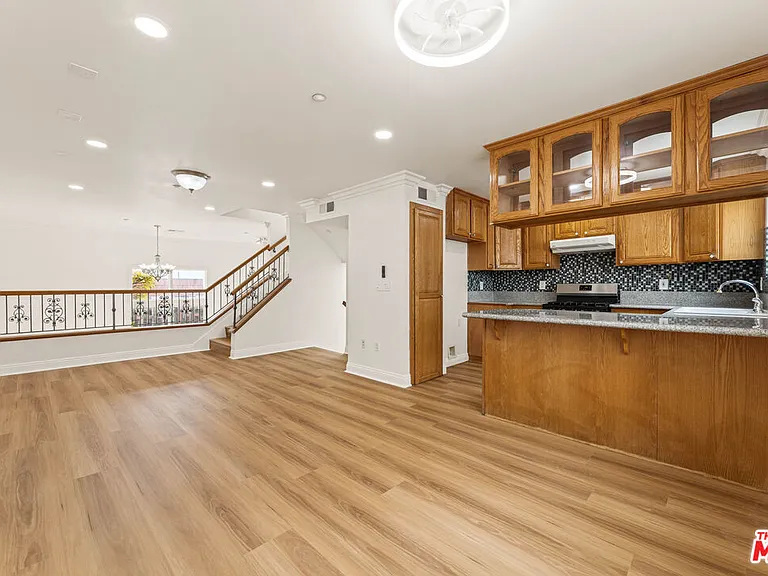 11738 Valley View Ave #1 — Photo 7