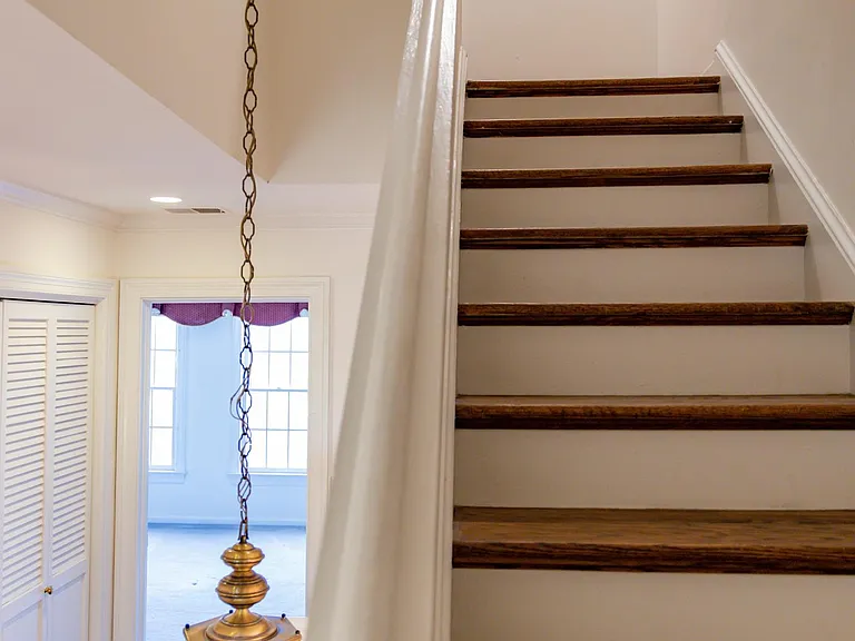 817 Botetourt Gdns — Photo 57