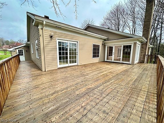 4th image of 8181 Daventree Dr