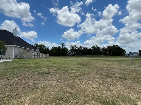 1632 Bennett St, Bryan, TX 77802