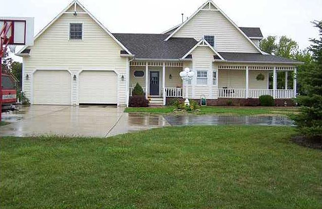 2nd image of 3270 S County Road 475