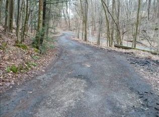 334 Pine Tree Ln, Kingston, NY 12401