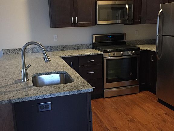 3rd image of 205 Weybosset St #201
