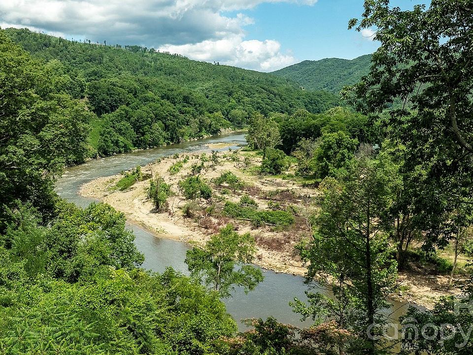 1st image of 821 River Rd