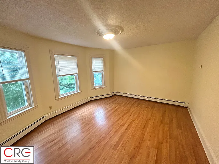 89 Lincoln St #2 — Photo 3