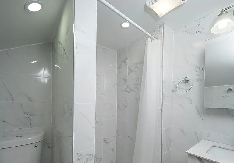 1016 Washington Ave #2 — Photo 8