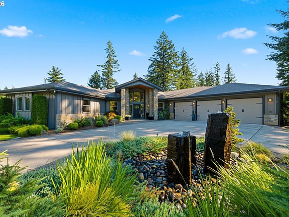 2nd image of 201 Thompson Dr