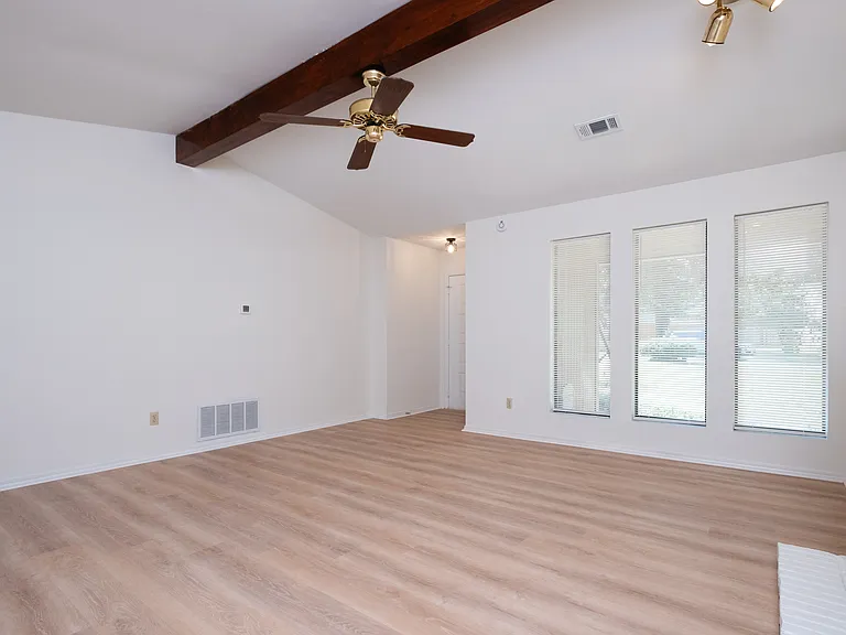 55 Oak Forest Loop — Photo 5