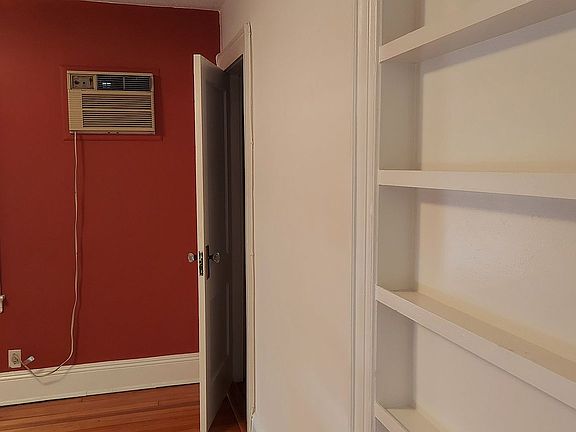 4th image of 72-26 Loubet St #2