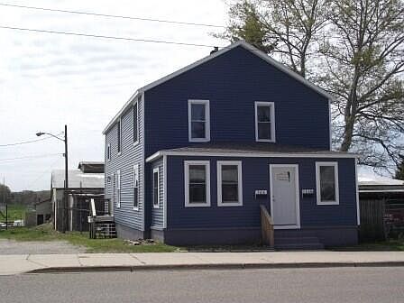 2nd image of 504 E Dowland St