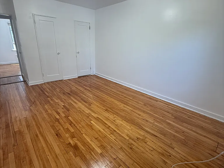 35 Winchester Ave #1B — Photo 7