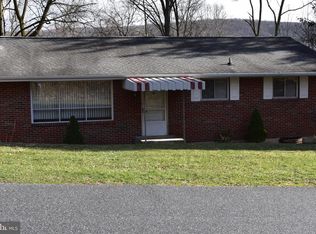 412 2nd St, Port Carbon, PA 17965