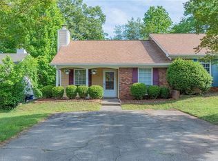 1907 Saffron Pl, Winston Salem, NC 27127