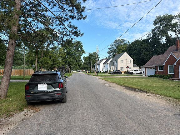 4th image of 152 Hampton Rd