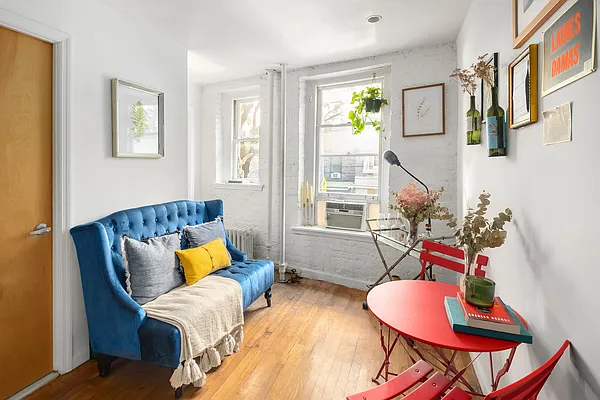 Sold by Compass | media 1