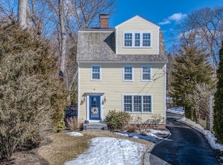 490 Main St, Amesbury, MA 01913