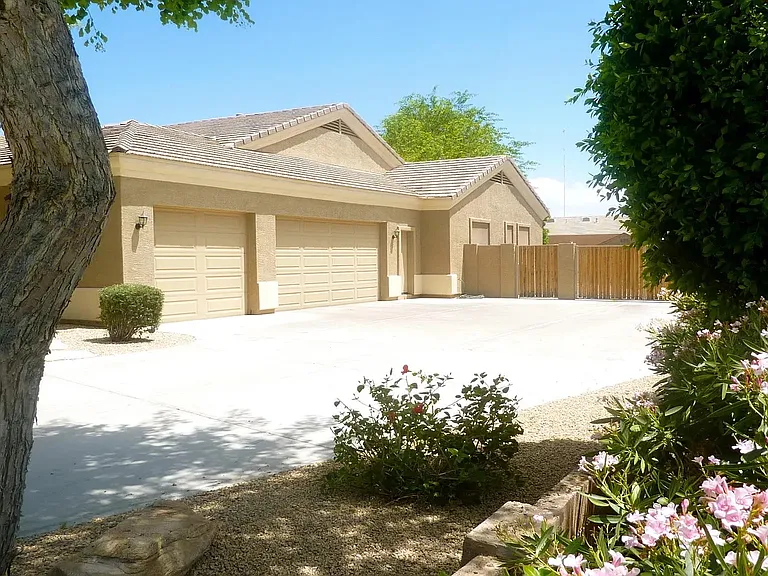 7003 E Granada St — Photo 29