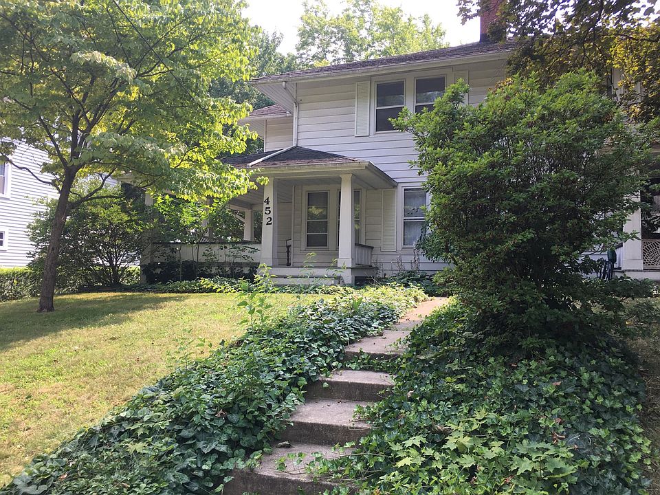 1st image of 452 Earl Ave