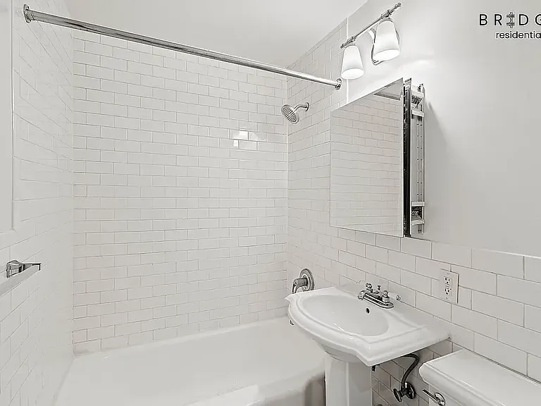 228 E 84th St #3C — Photo 5