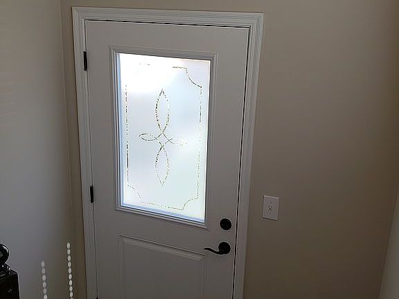 4th image of 2121 Rolling Hills Dr