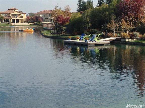 3rd image of 8923 Caspian Ct