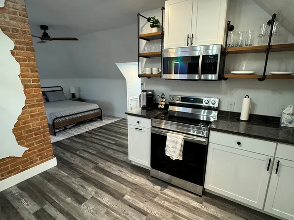 664 New Castle Rd APT 3, Butler, PA 16001