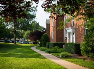 7611 Eastern Ave #101, Takoma Park, MD 20912