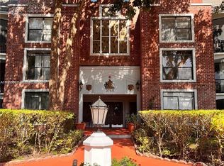 3760 Inverrary Dr APT 2R, Lauderhill, FL 33319