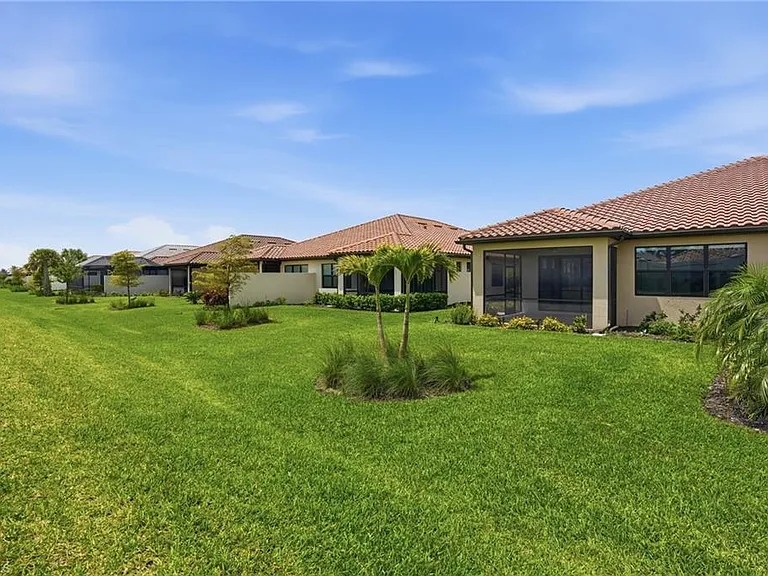 17377 Corsini Dr — Photo 33