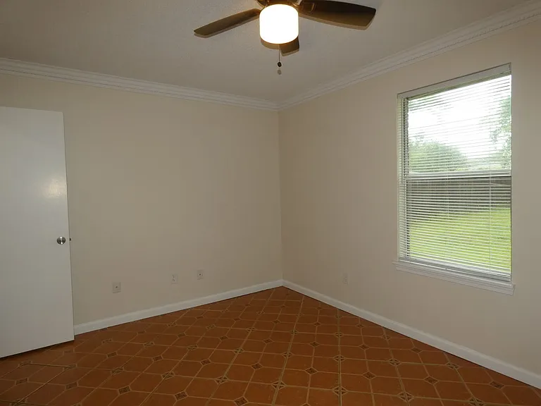 4606 Southern Pl — Photo 13