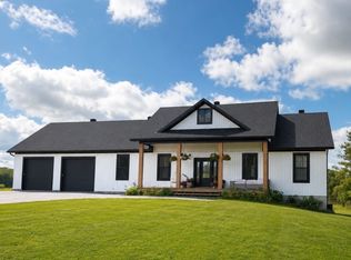 723 Rosedale Rd S, Montague, ON K7A5B8