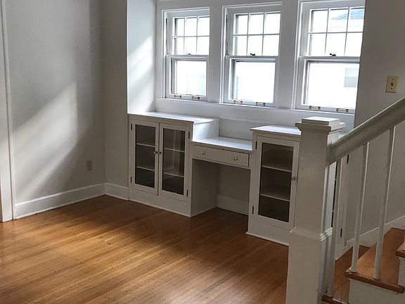4th image of 4414 Central Ave