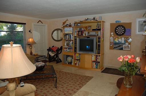 3rd image of 114 Cascade Ln APT 2