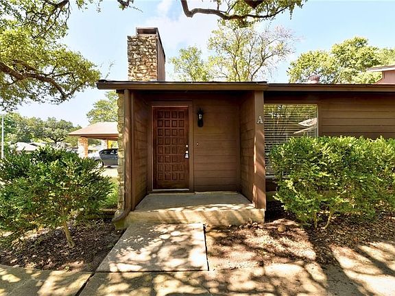 4th image of 11904 Broad Oaks Dr Unit A