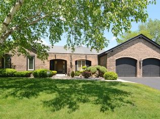 3710 Radcliffe Dr, Northbrook, IL 60062