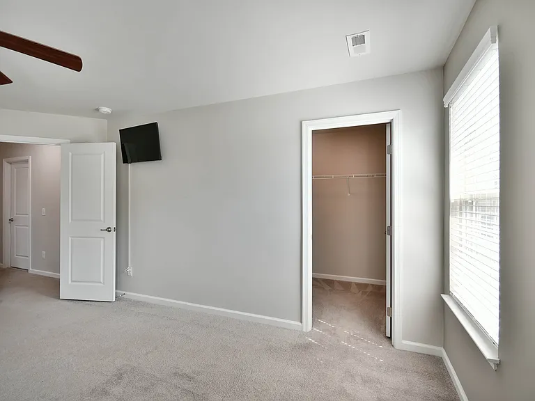 303 Corday Ln — Photo 26