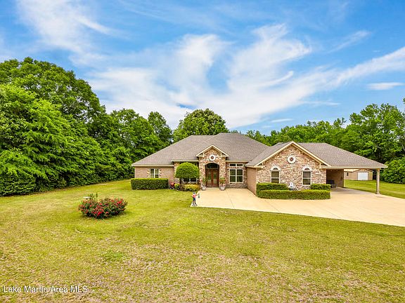 4th image of 5561 Macedonia Rd