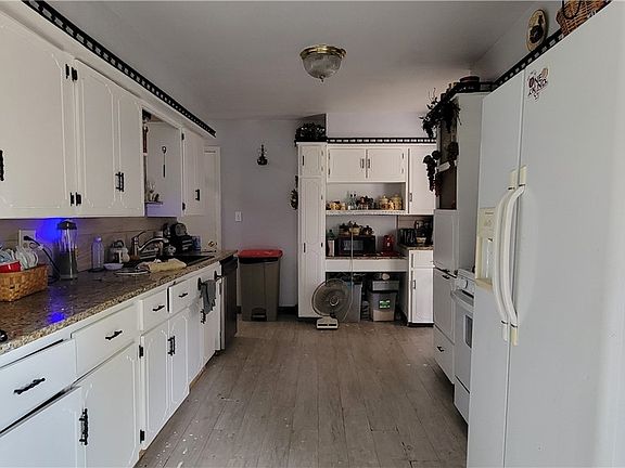 5th image of 2535 Theiss Rd