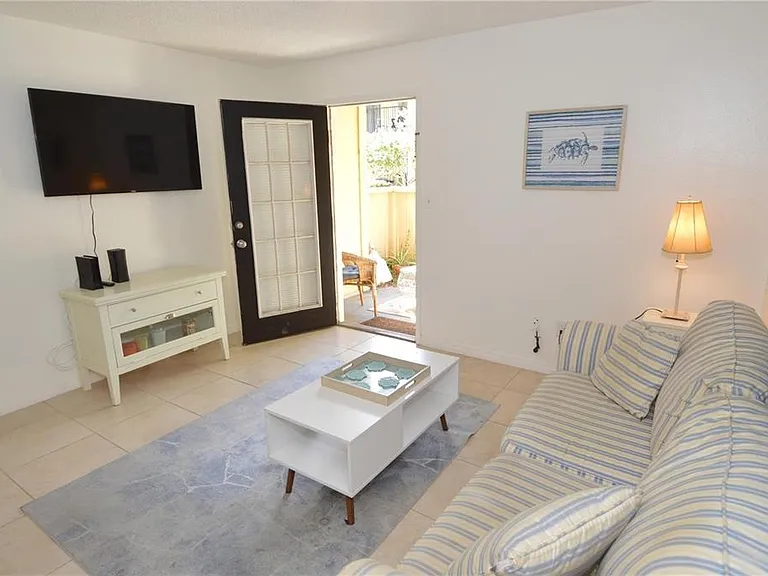 8625 Mallard Reserve Dr #101 — Photo 18