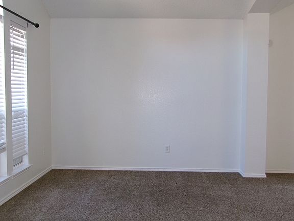 3rd image of 4735 Madison Dr