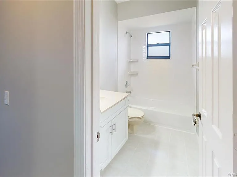 2881 SE Nance St — Photo 24