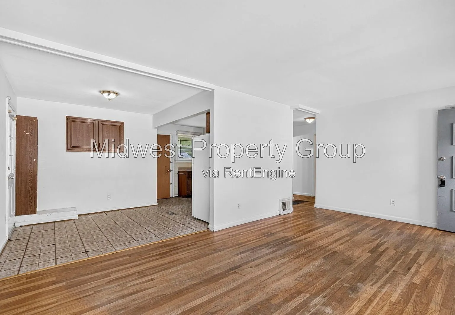 2 bed, 1.0 bath, 840 sqft, $995 — Photo 4