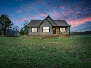 1368 Wixtown Rd, Westmoreland, TN 37186