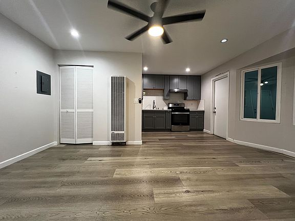 4th image of 00-1007 E Ocean Blvd #6