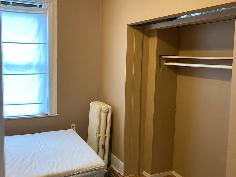 30 Glenville Ave #3 — Photo 7